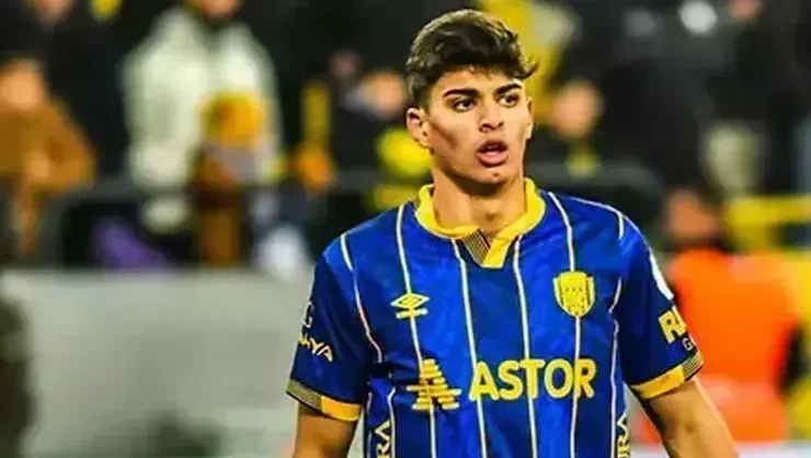 Arda Ünyay biyografi fotoğrafı