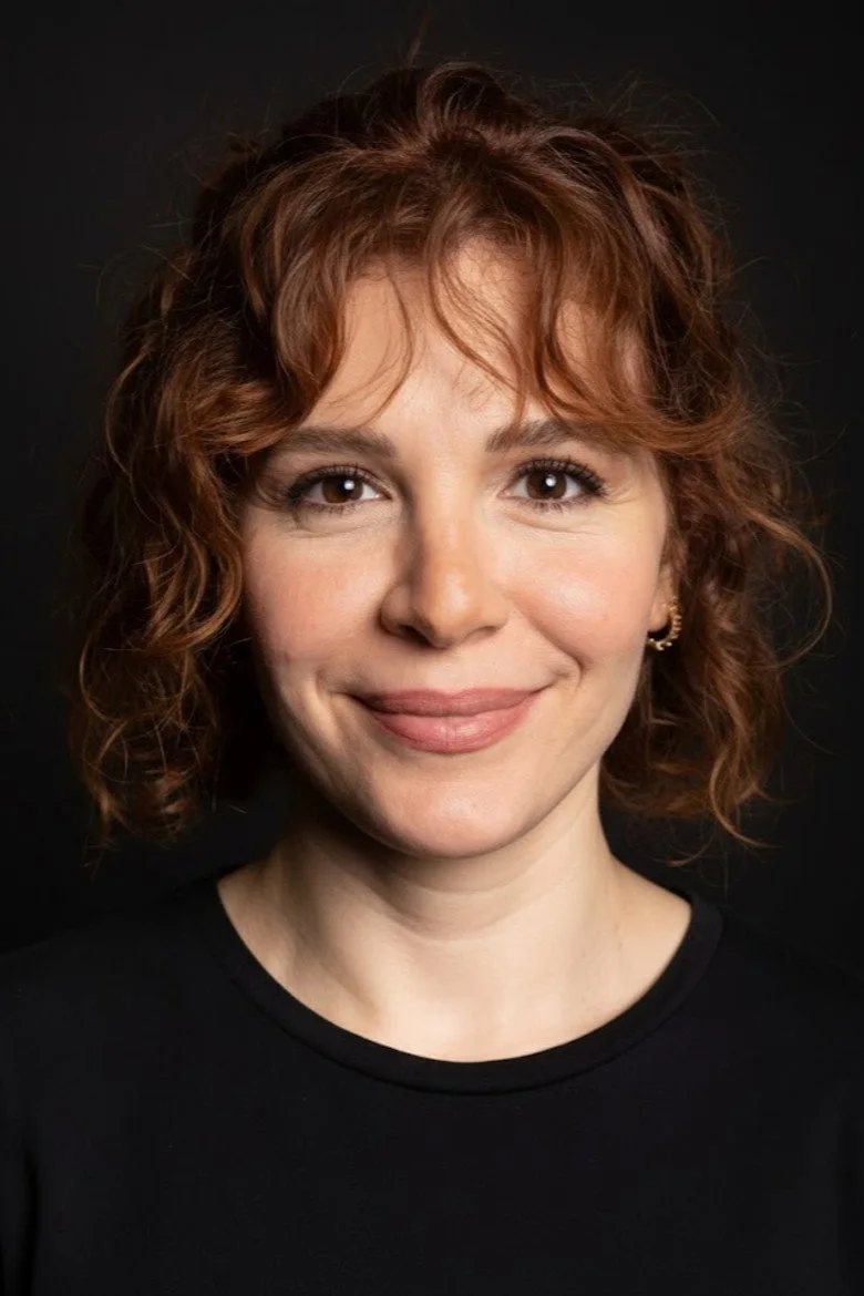 Aylin Kontente biyografi fotoğrafı