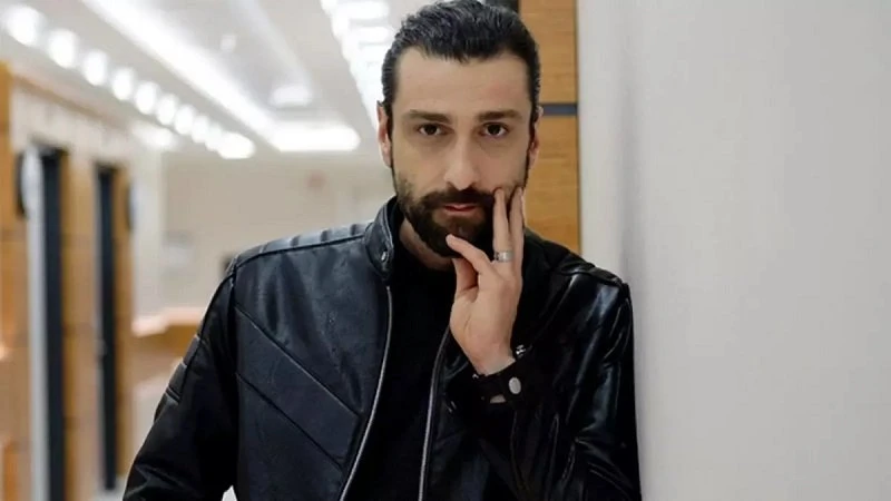 Aytek Şayan Aytek Şayan biyografi fotoğrafı