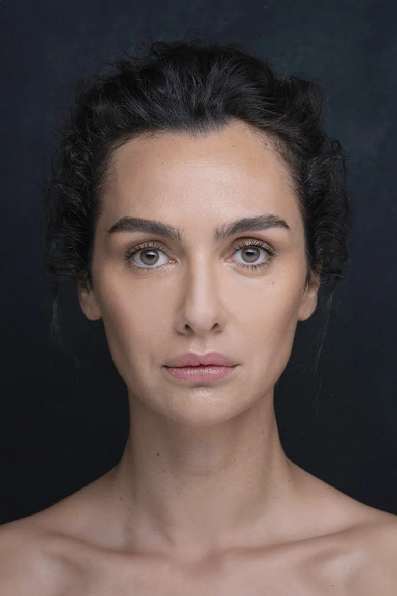 Birce Akalay biyografi fotoğrafı