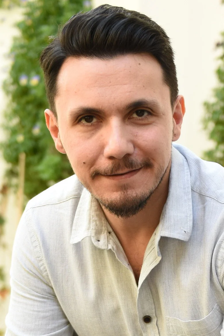 Burak Aksak biyografi fotoğrafı