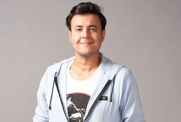 Burak Topaloğlu biyografi fotoğrafı
