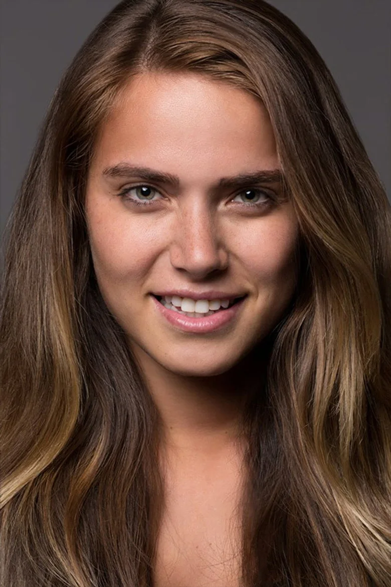 Ceyda Ateş biyografi fotoğrafı