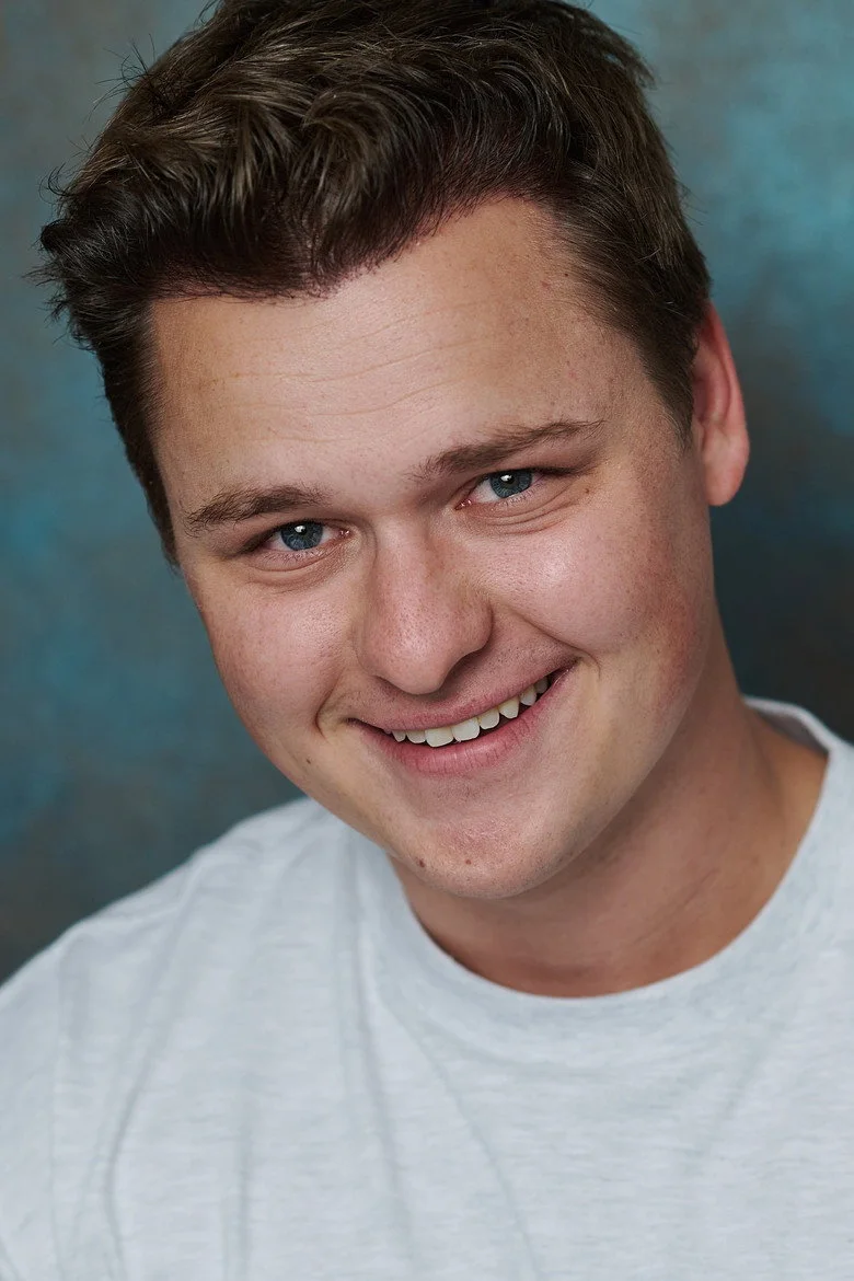 Cooper Tomlinson biyografi fotoğrafı