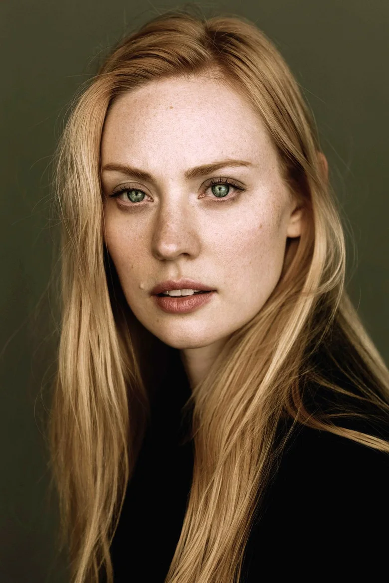 Deborah Ann Woll biyografi fotoğrafı