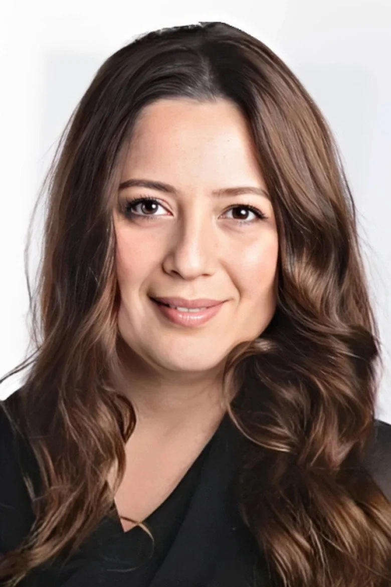 Elif İskender biyografi fotoğrafı