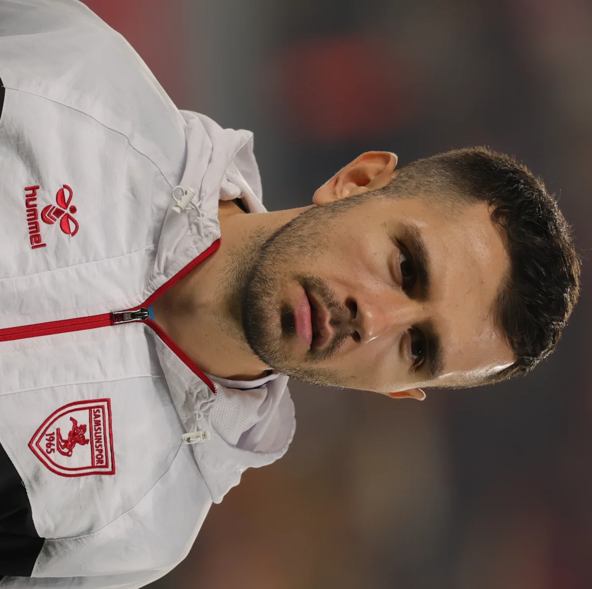 Emre Kılınç biyografi fotoğrafı