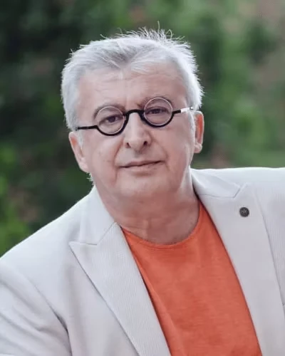 Hüseyin Avni Danyal biyografi fotoğrafı