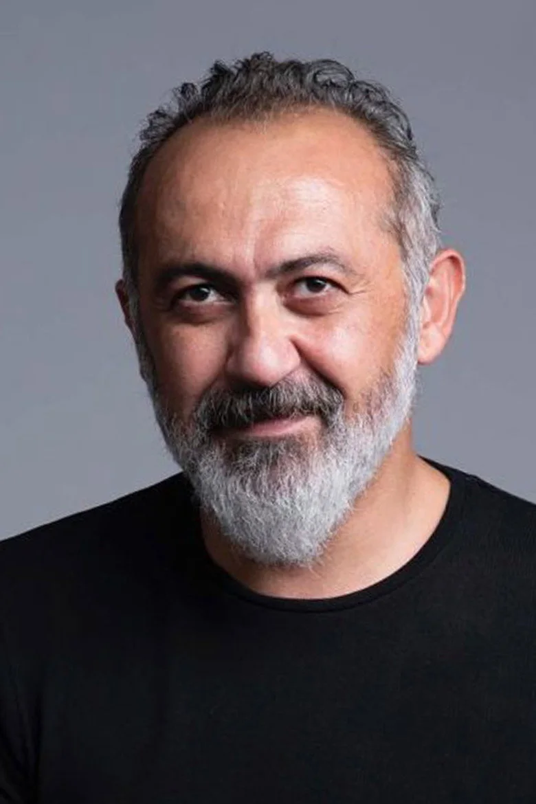 Kadir Çermik biyografi fotoğrafı