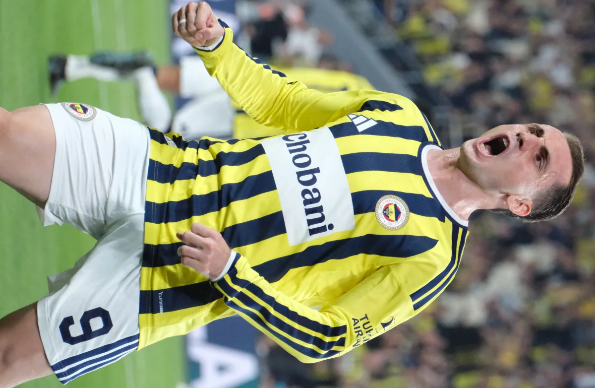 Kerem Aktürkoğlu biyografi fotoğrafı