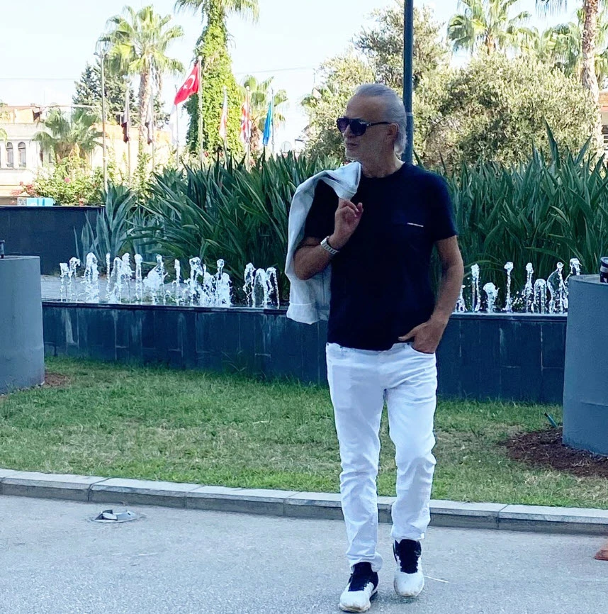 Levent Özdilek Levent Özdilek biyografi fotoğrafı