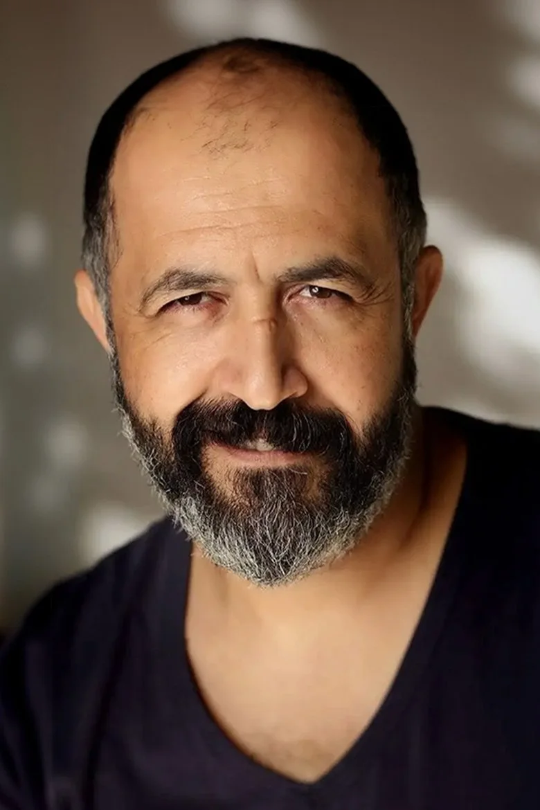 Mehmet Özgür biyografi fotoğrafı
