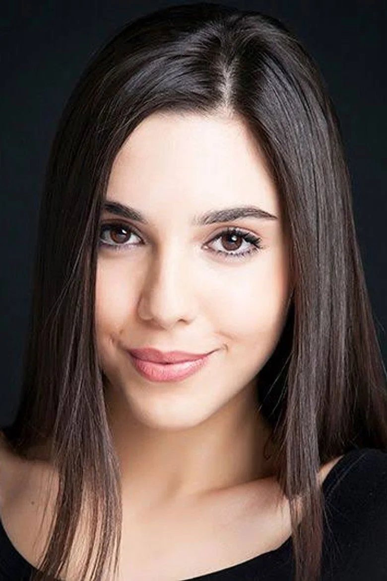 Pelin Uluksar biyografi fotoğrafı