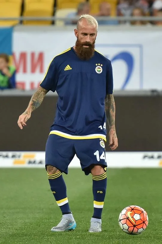 Raúl Meireles biyografi fotoğrafı