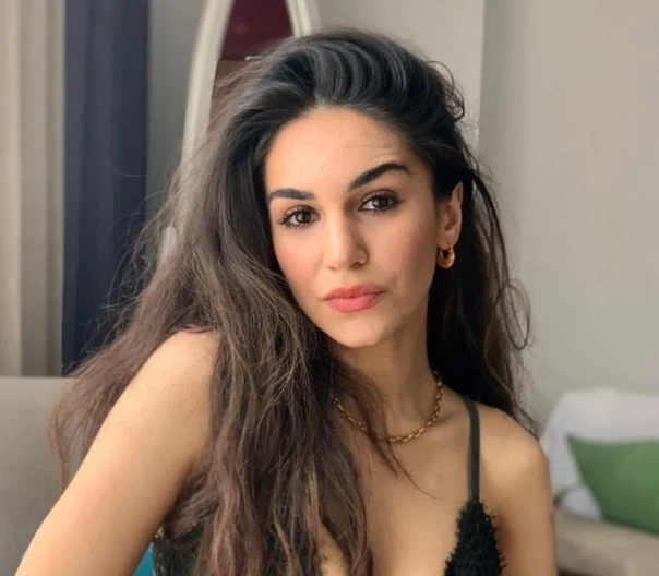 Sahra Şaş biyografi fotoğrafı