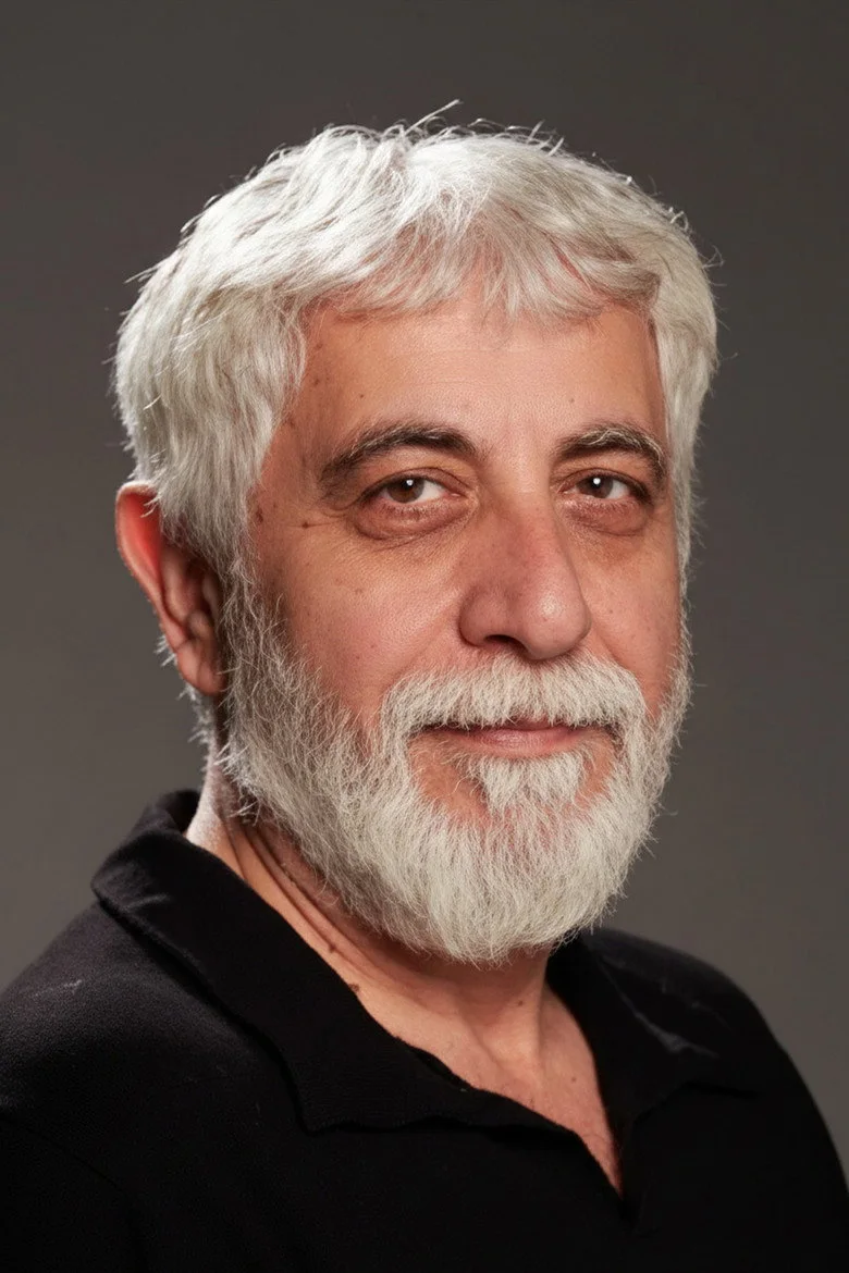 Suat Sungur biyografi fotoğrafı