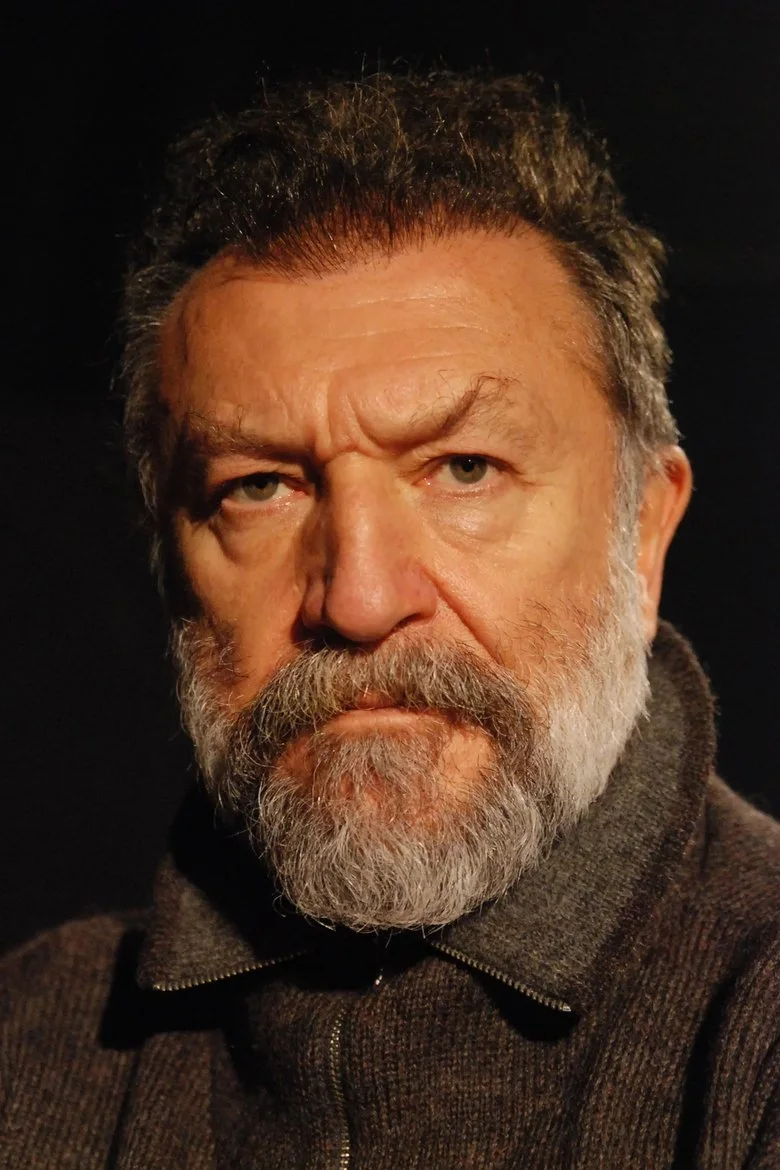 Tamer Levent biyografi fotoğrafı