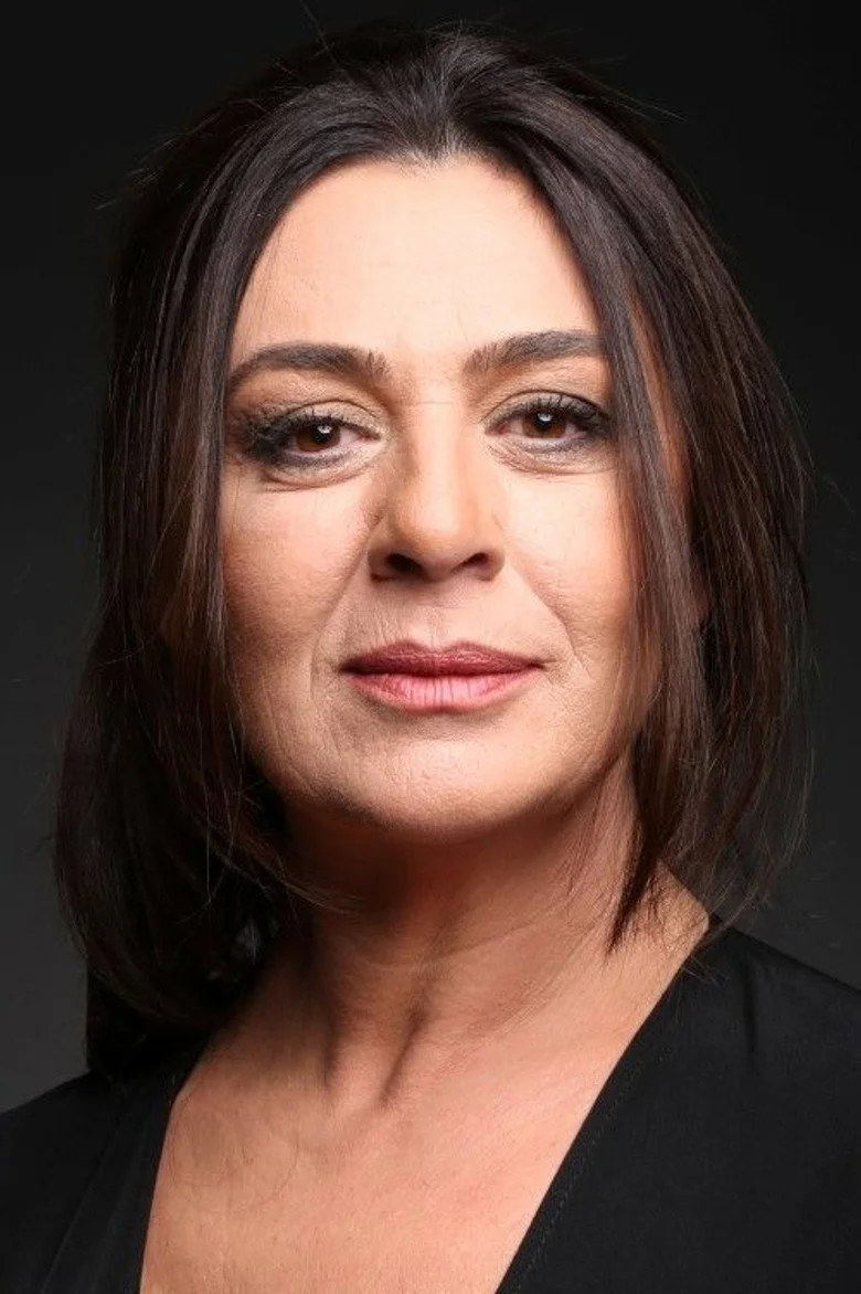 Zeyno Eracar biyografi fotoğrafı